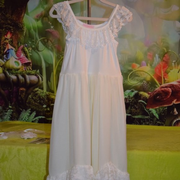 Think Pink Bows Ivory Zarah Flower Girl Dress - Picture 2 of 9